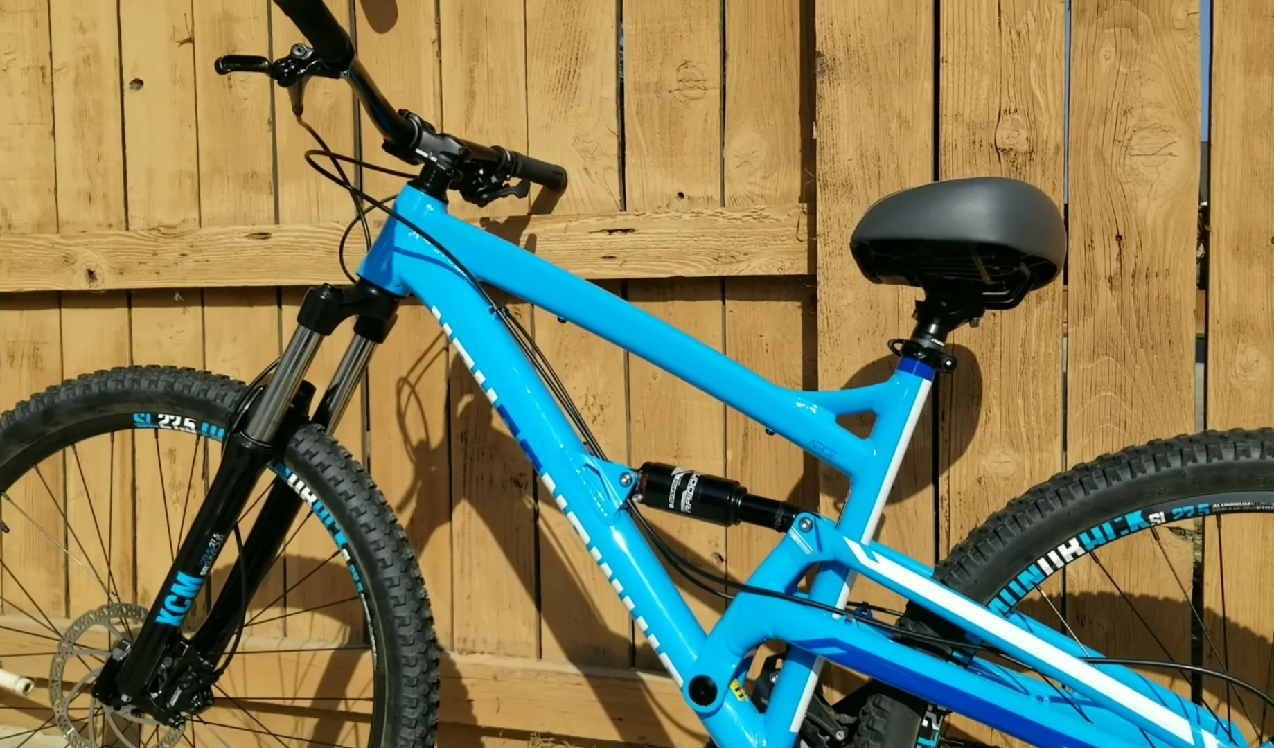 best full suspension mountain bikes under $1000 Diamondback Atroz 2 gravel