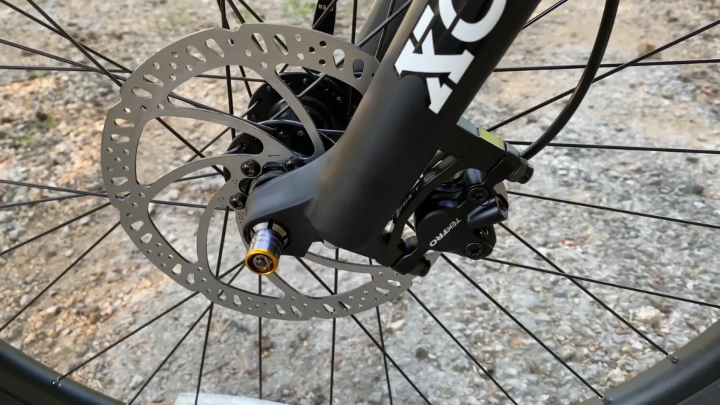 best full suspension mountain bikes under $1000 Giordano Valor 29 racing